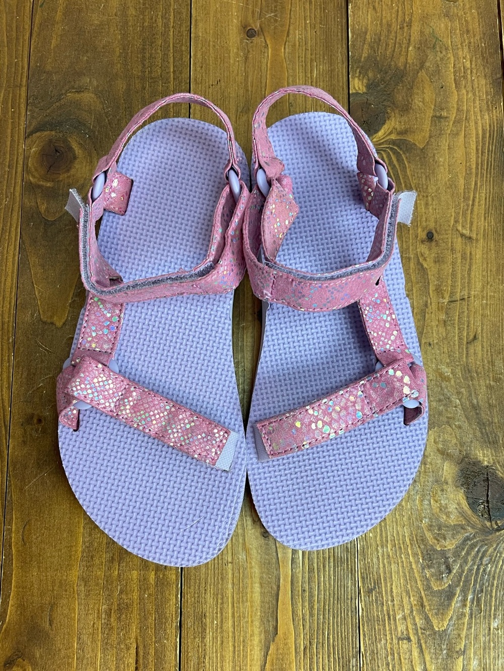 Teva girls size 2 lavender and pink original sandals